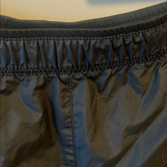 The North Face Men’s Black Running Shorts - Picture 4 of 7